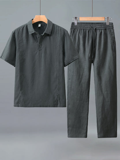 Short-sleeve T-shirt and straight-leg trousers
