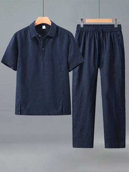 Short-sleeve T-shirt and straight-leg trousers