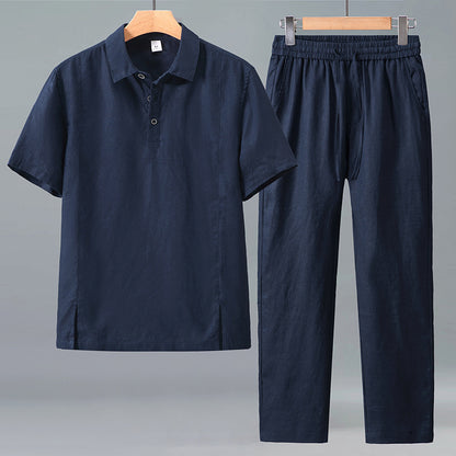 Short-sleeve T-shirt and straight-leg trousers