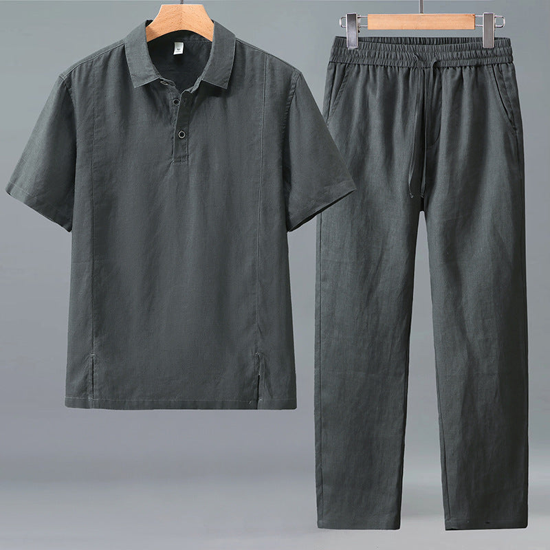 Short-sleeve T-shirt and straight-leg trousers